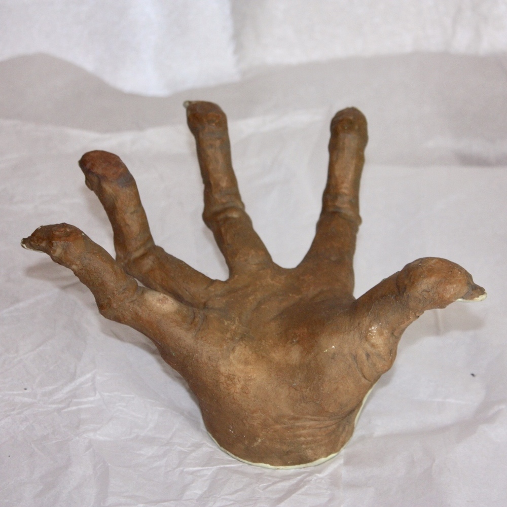 🎃🎃HOST PICK🎃🎃Witchy Halloween Hand-PRICE FIRM